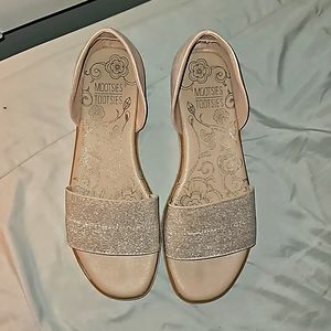 Closed heel slip on sandles